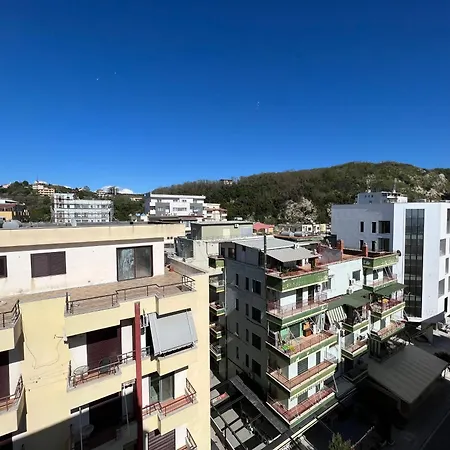 Sunrise Sea View - Spacious Balcony, Full Kitchen, Wifi, Ac 公寓 Durrës